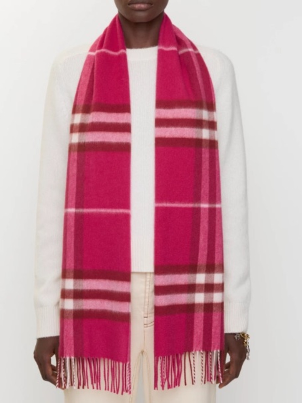 BURBERRY Scarf - Picture 2 of 4